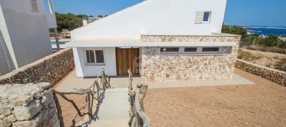 3 bedrooms Villa in Es Mercadal, Spain No. 180 8