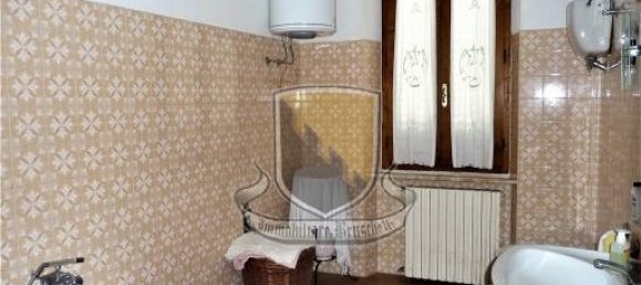 12 rooms House in Monticiano, Italy No. 20836 23