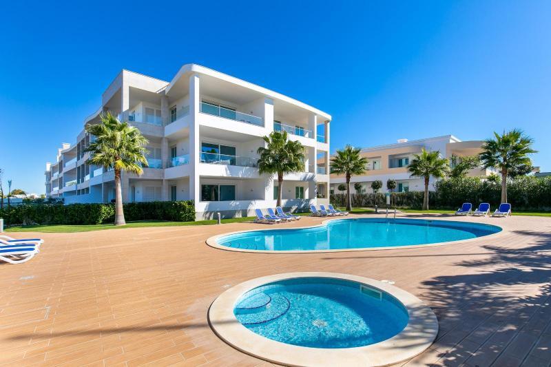 3 bedrooms Penthouse in Lagos, Portugal No. 266061