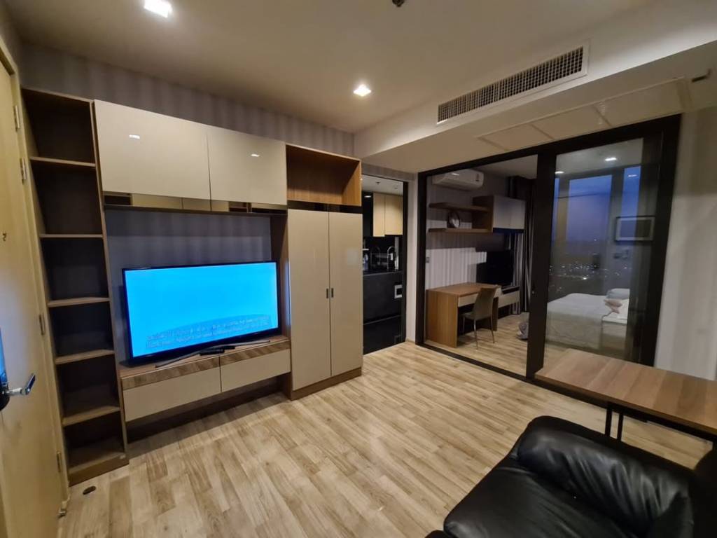 Apartamento com 1 quarto em condomínio em Chatuchak, Thailand N.º 69919