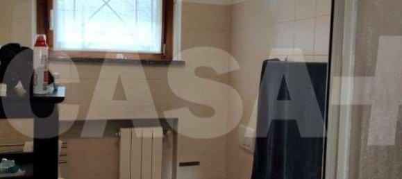 Квартира с 2 комнатами в Лавена Понте Треза, Италия № 2894 5