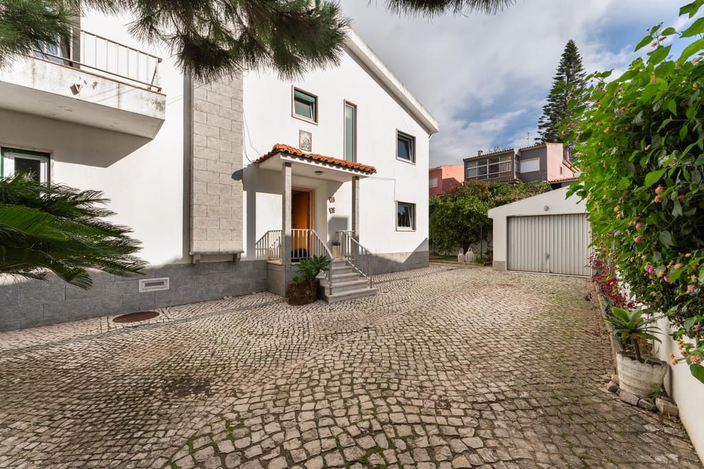 4 غرف نوم منزل في Cascais, Portugal رقم 183082