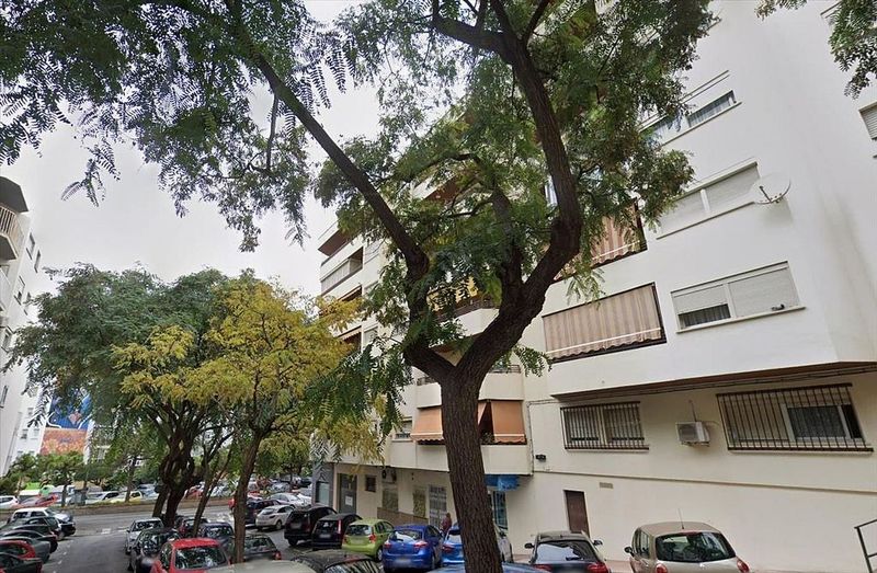 4 غرف نوم شقة في Estepona, Spain رقم 180150