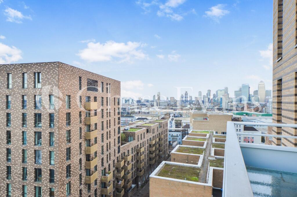 3 bedrooms Apartment in Bow, United Kingdom No. 4193