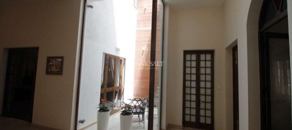 Adosado de 3 dormitorios en Sliema, Malta No. 9523 6