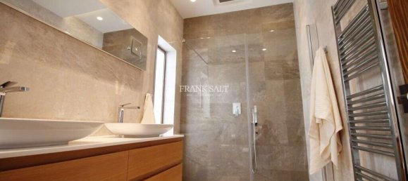 Adosado de 3 dormitorios en Sliema, Malta No. 9523 19