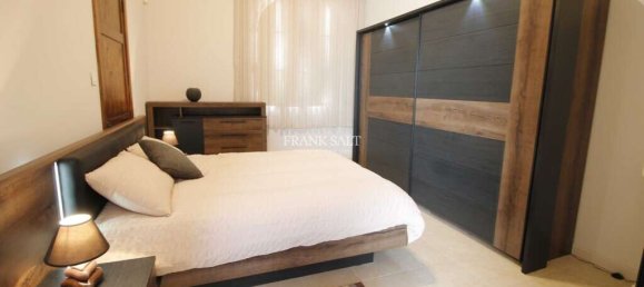 Adosado de 3 dormitorios en Sliema, Malta No. 9523 11