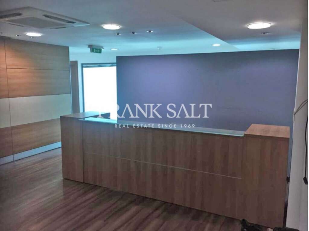 Офис 700м² в Swatar, Мальта № 12059