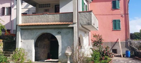 Casa de 4 divisões em Calice al Cornoviglio, Italy N.º 118393 11