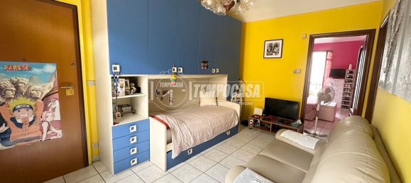2 bedrooms Apartment in Turin, Italy No. 379507 6