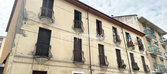 2 bedrooms Apartment in Turin, Italy No. 379507 17