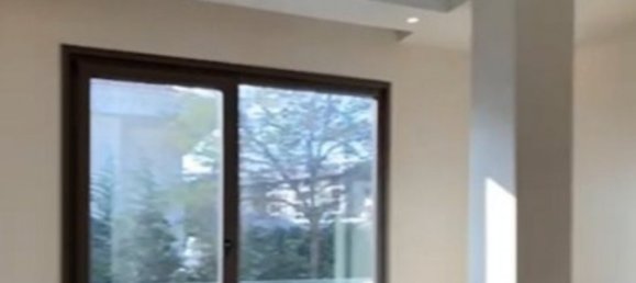 Villa 4+2 in Istanbul, Turkey No. 24697 9