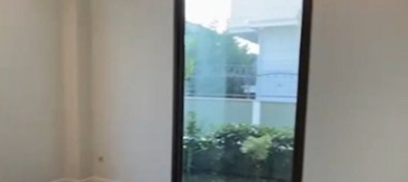 Villa 4+2 in Istanbul, Turkey No. 24697 3