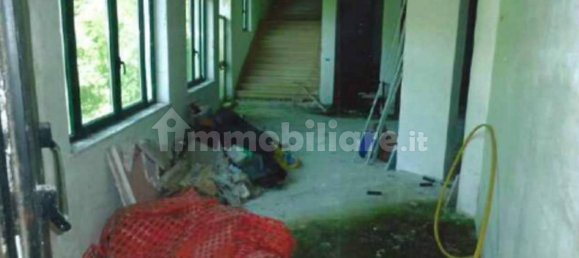 Здание с 20 спальнями в Монте Сан Джованни Кампано, Италия № 216407 11