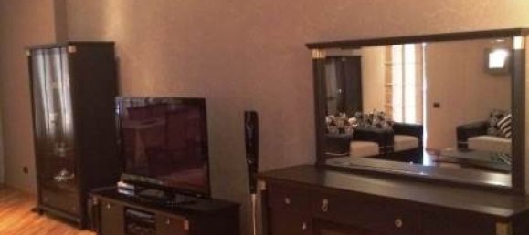 4 bedrooms Apartment in Nasimi, Azerbaijan No. 563 15