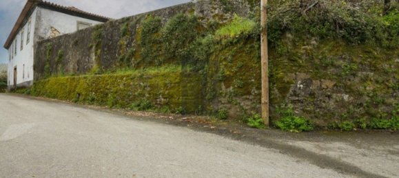 8 bedrooms House in Vale de Cambra, Portugal No. 26978 6