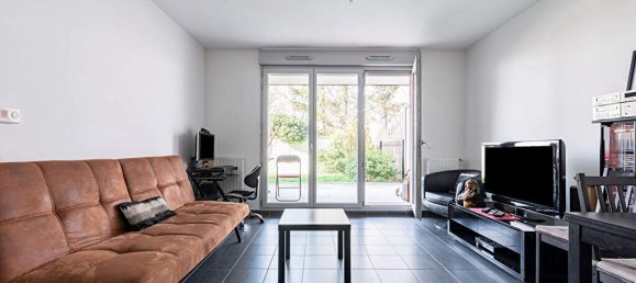 2 chambres Appartement à Cachan, France No. 187342 5