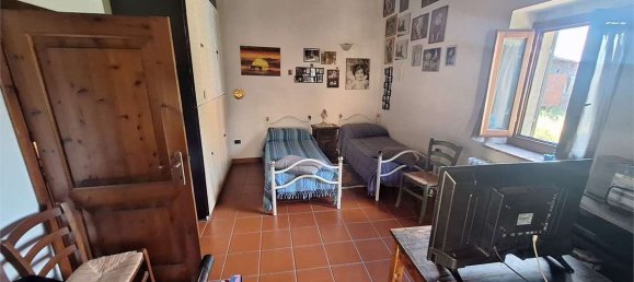 2 bedrooms House in Lamporecchio, Italy No. 281560 22