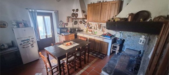 2 bedrooms House in Lamporecchio, Italy No. 281560 16