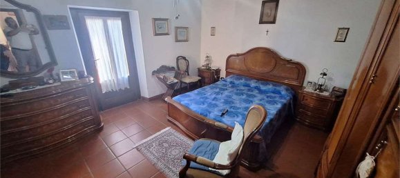 2 bedrooms House in Lamporecchio, Italy No. 281560 26