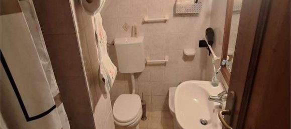 2 bedrooms House in Lamporecchio, Italy No. 281560 12