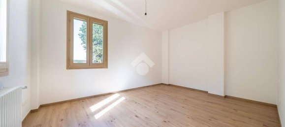 3 bedrooms House in Carpi, Italy No. 282891 6