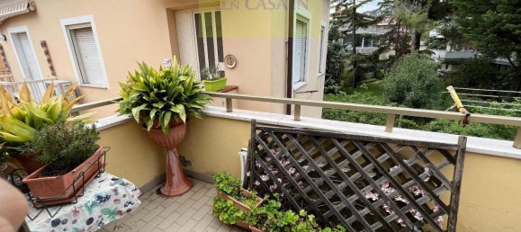 5-salle Appartement à Silvi, Italy No. 23292 13