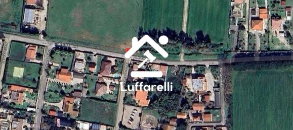 5 rooms Apartment in Latina, Italy No. 188037 6