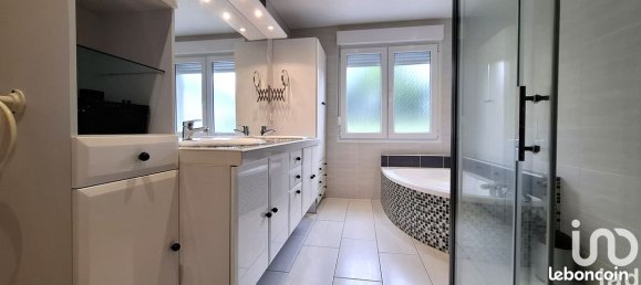 Casa de 3 dormitorios en Saint-Avold, France No. 261378 8