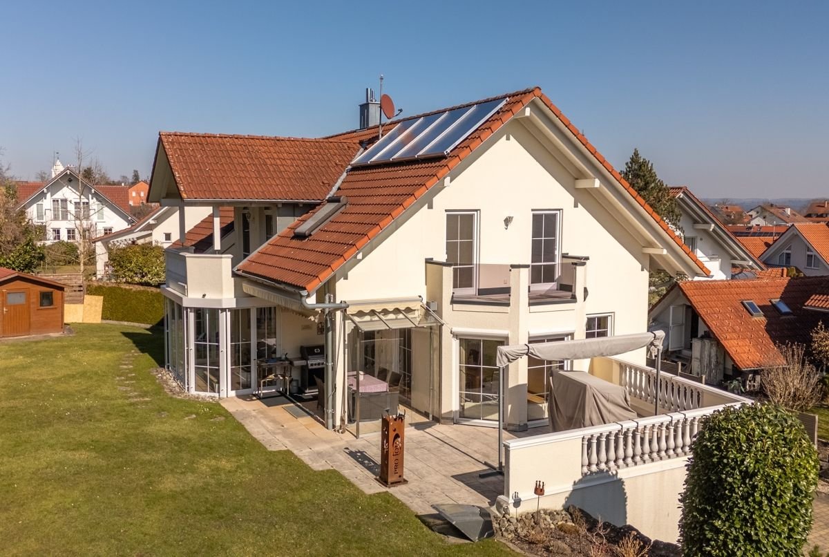 8 rooms House in Baden-Wurttemberg, Germany No. 24437