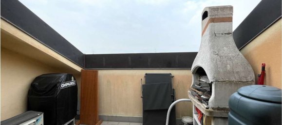 4-salle Appartement à Cislago, Italy No. 334204 12