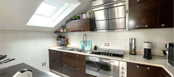 4-salle Appartement à Cislago, Italy No. 334204 22