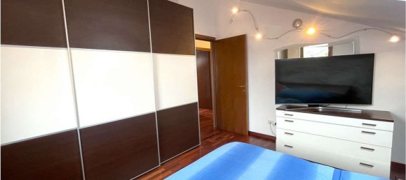 4-salle Appartement à Cislago, Italy No. 334204 2