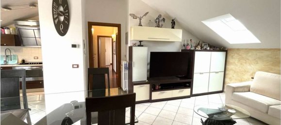 4-salle Appartement à Cislago, Italy No. 334204 19
