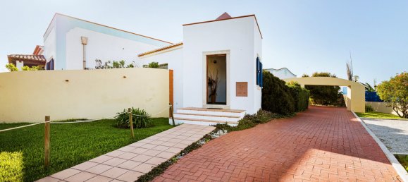 3 bedrooms Villa in Sintra, Portugal No. 134568 2