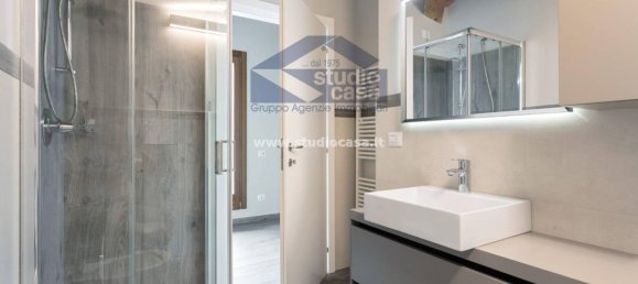 Ático de 2 dormitorios en Urgnano, Italy No. 353802 22