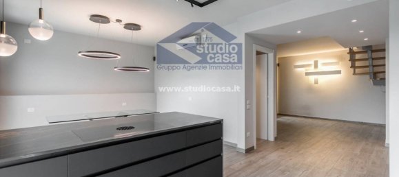 Ático de 2 dormitorios en Urgnano, Italy No. 353802 5