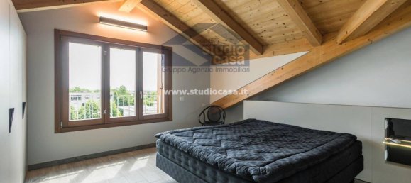 Ático de 2 dormitorios en Urgnano, Italy No. 353802 18