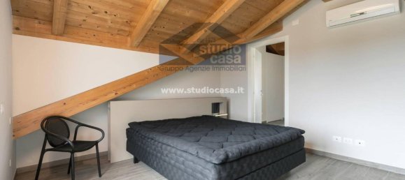 Ático de 2 dormitorios en Urgnano, Italy No. 353802 17