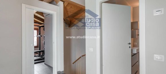 Ático de 2 dormitorios en Urgnano, Italy No. 353802 20