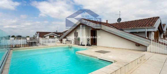 Ático de 2 dormitorios en Urgnano, Italy No. 353802 2