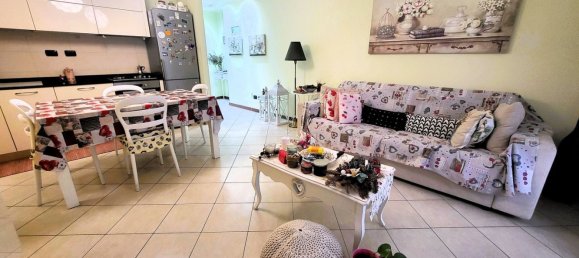 3 chambres Appartement à Cologno Monzese, Italy No. 360664 4