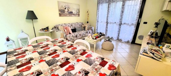 3 chambres Appartement à Cologno Monzese, Italy No. 360664 2