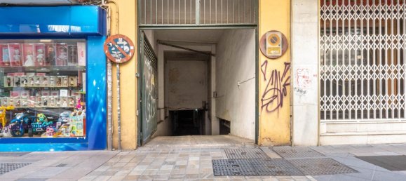  مرآب في Granada, Spain 14متر مربع رقم 166671 2