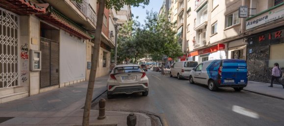  مرآب في Granada, Spain 14متر مربع رقم 166671 14
