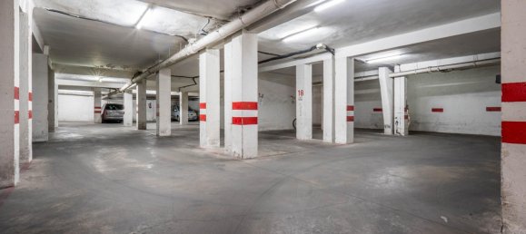  مرآب في Granada, Spain 14متر مربع رقم 166671 3