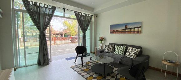 2 bedrooms Commercial property in Chiang Mai, Thailand No. 27075 2