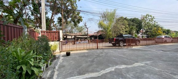 2 bedrooms Commercial property in Chiang Mai, Thailand No. 27075 30