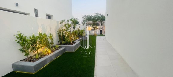 3 bedrooms Townhouse in Yas Island, UAE No. 39139 13