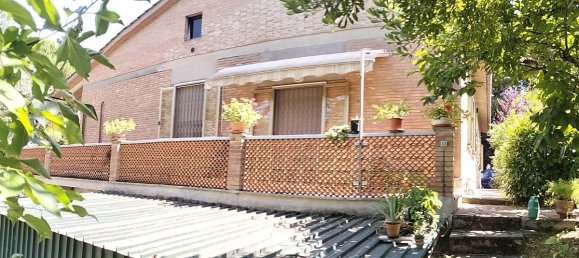 3 chambres Villa à Monteriggioni, Italy No. 332519 10